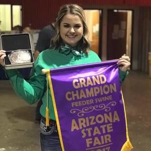 Meet your Posher, Jocelyn